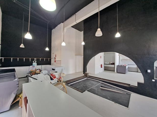 Local Comercial en Alzira en alquiler - 900 € (Ref: 9843368)