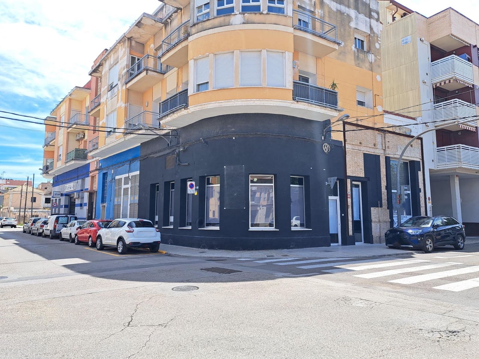 Local Comercial en Alzira en alquiler - 900 € (Ref: 9843368)