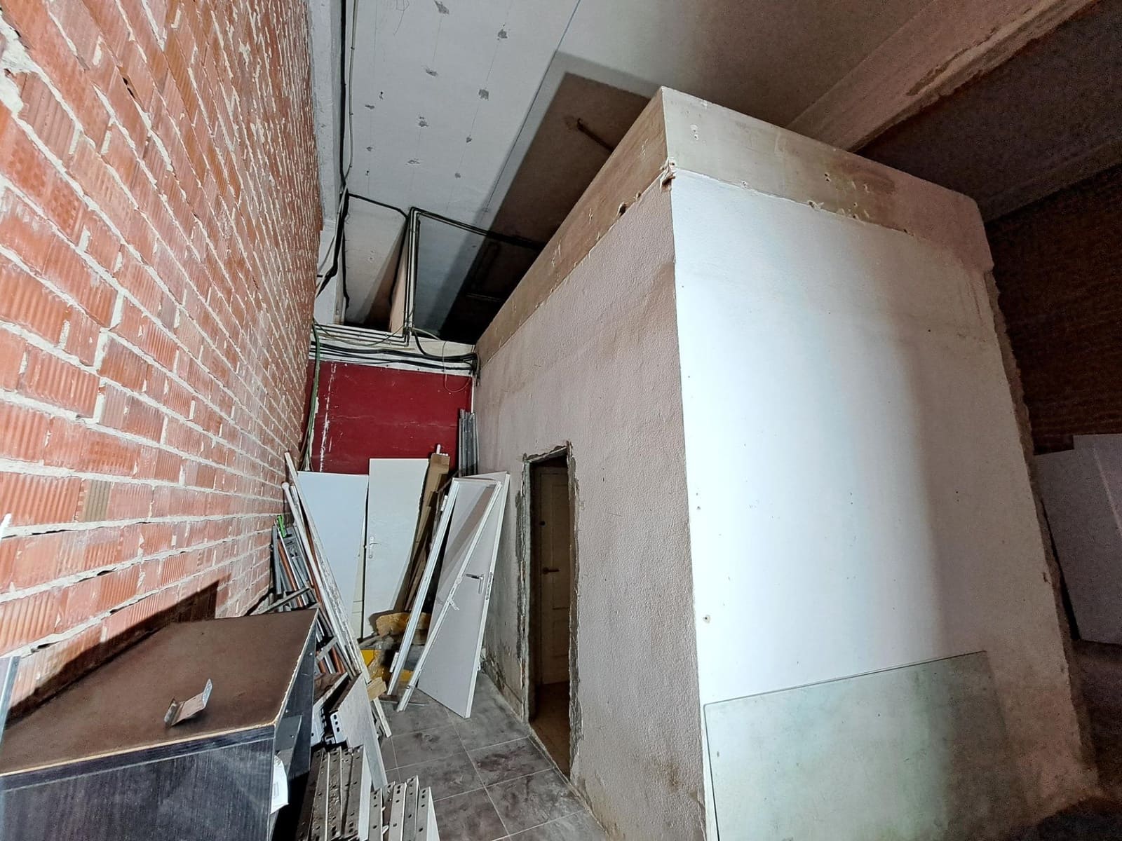 Local Comercial en Alzira en alquiler - 900 € (Ref: 9843368)