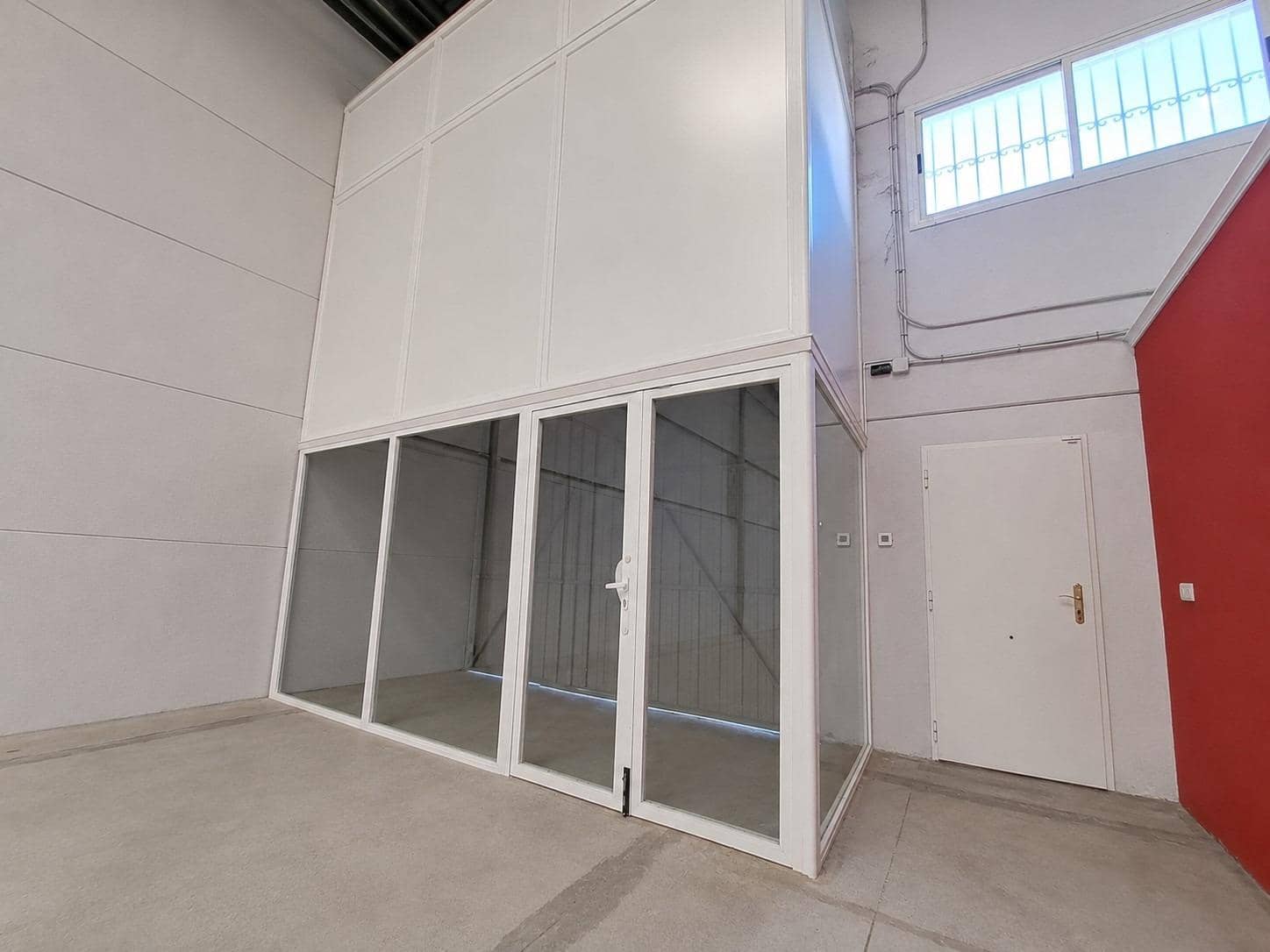 Företag att hyra i Alzira - 1 200 € (Ref: 9843369)