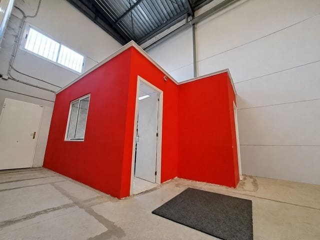 Företag att hyra i Alzira - 1 200 € (Ref: 9843369)