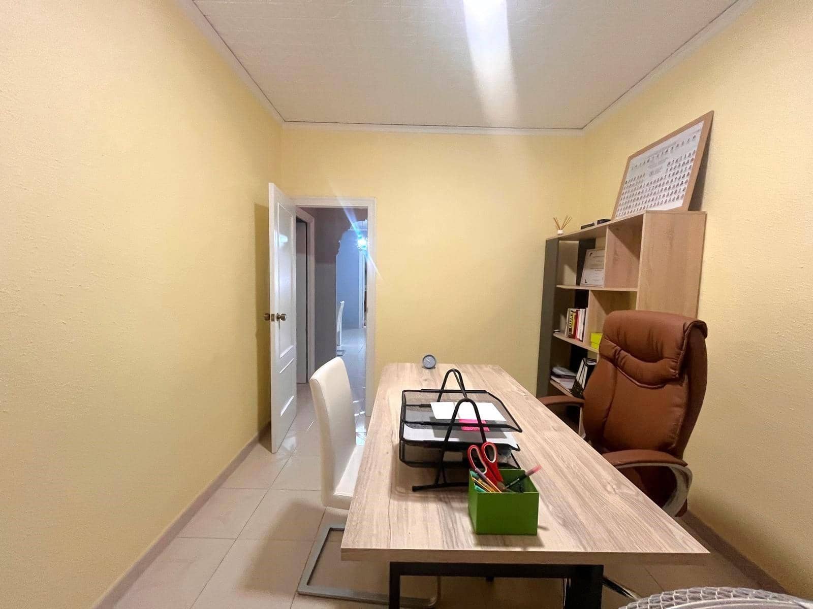 6 bedroom Apartment for sale in Carcaixent - € 220,000 (Ref: 9846197)