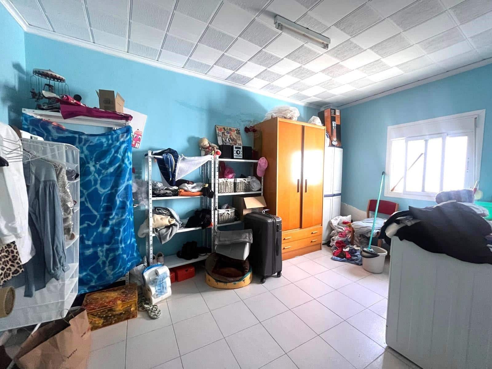 6 bedroom Apartment for sale in Carcaixent - € 220,000 (Ref: 9846197)