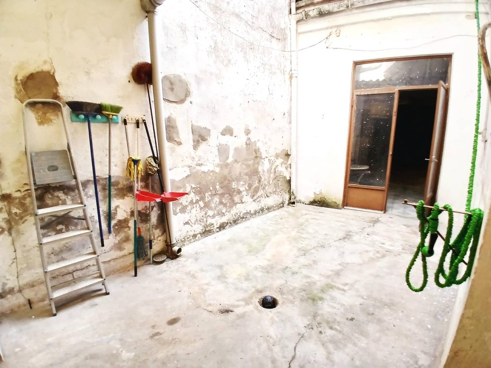 4 soveværelse Byhus til salg i Alzira - € 130.000 (Ref: 9855426)