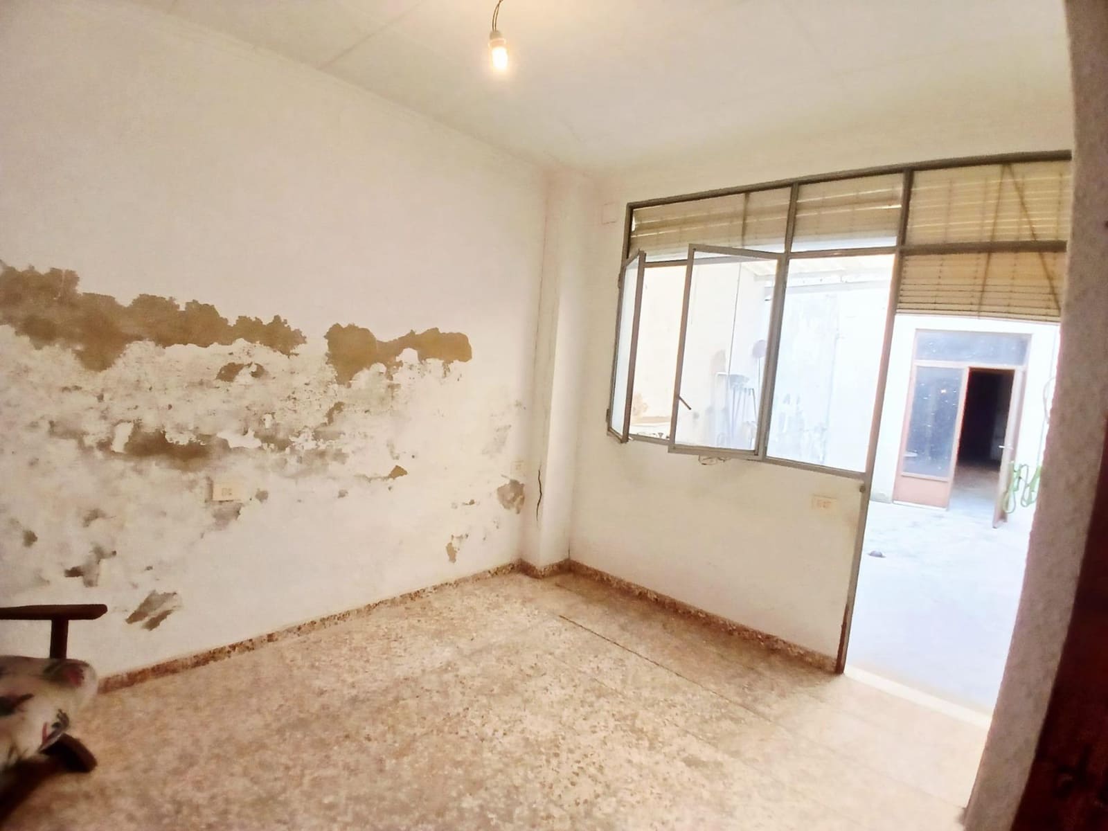 4 soveværelse Byhus til salg i Alzira - € 130.000 (Ref: 9855426)