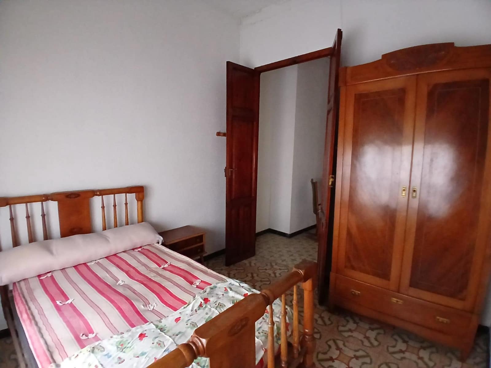 4 soveværelse Byhus til salg i Alzira - € 130.000 (Ref: 9855426)