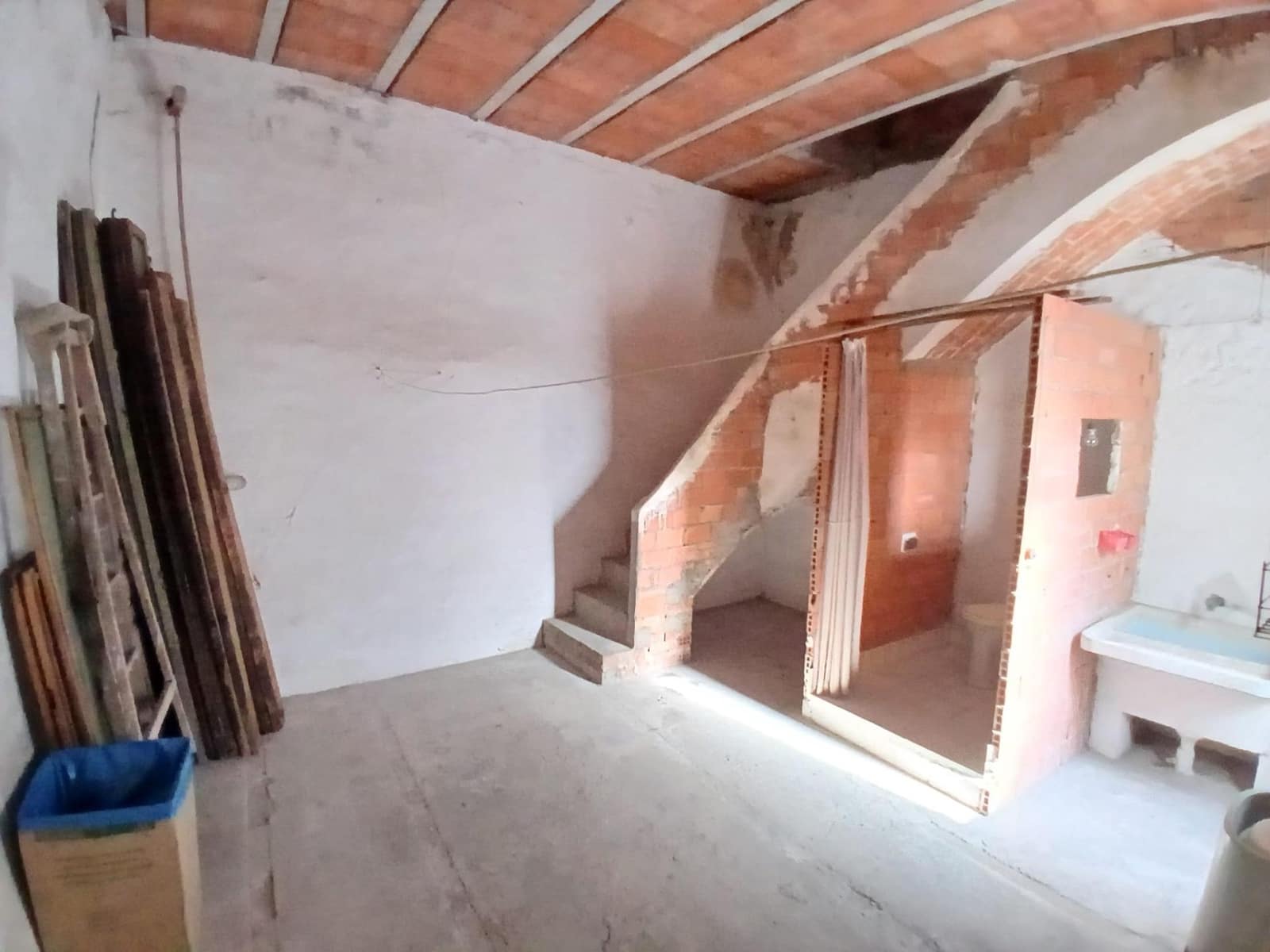 4 soveværelse Byhus til salg i Alzira - € 130.000 (Ref: 9855426)
