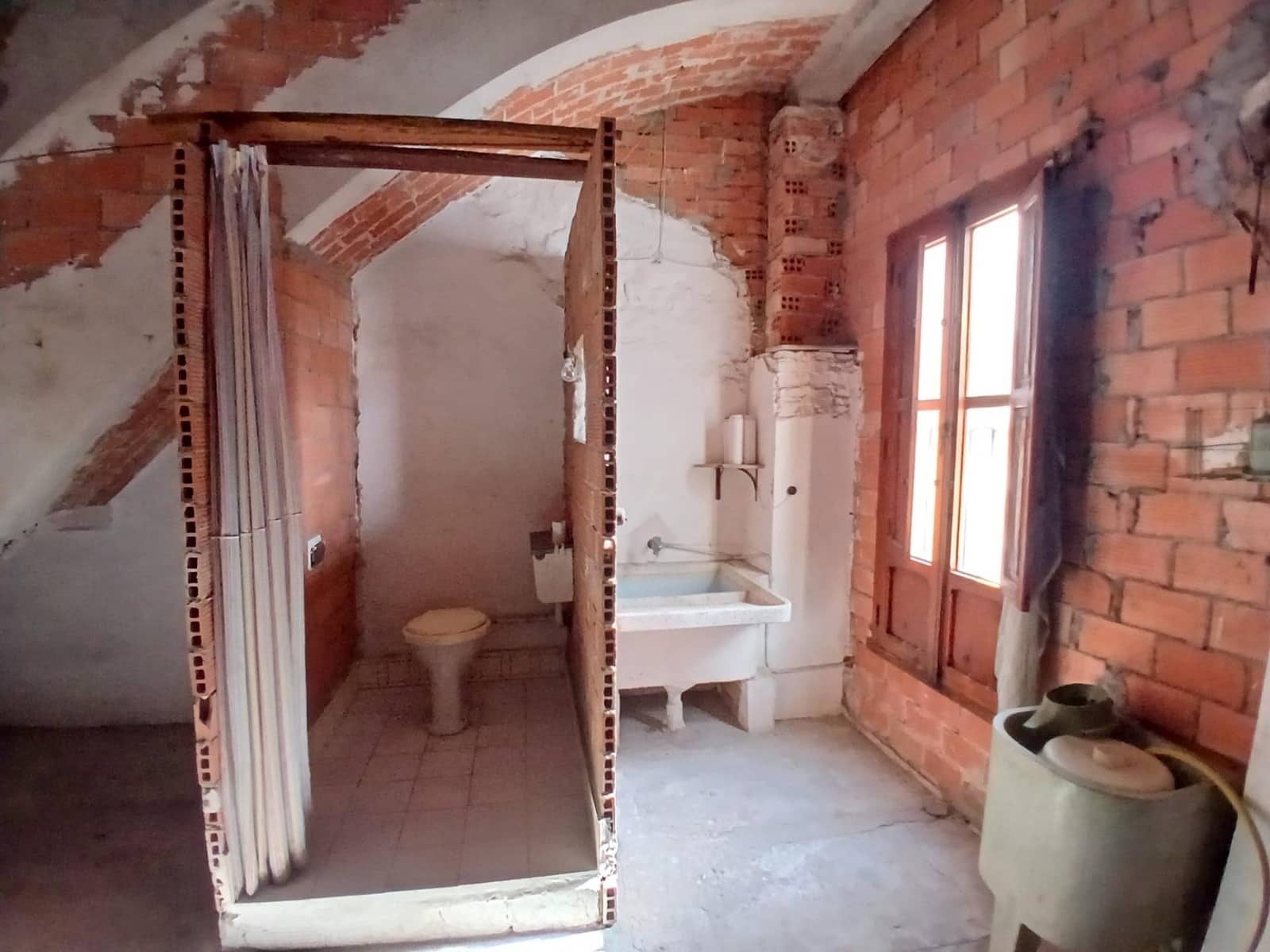 4 soveværelse Byhus til salg i Alzira - € 130.000 (Ref: 9855426)