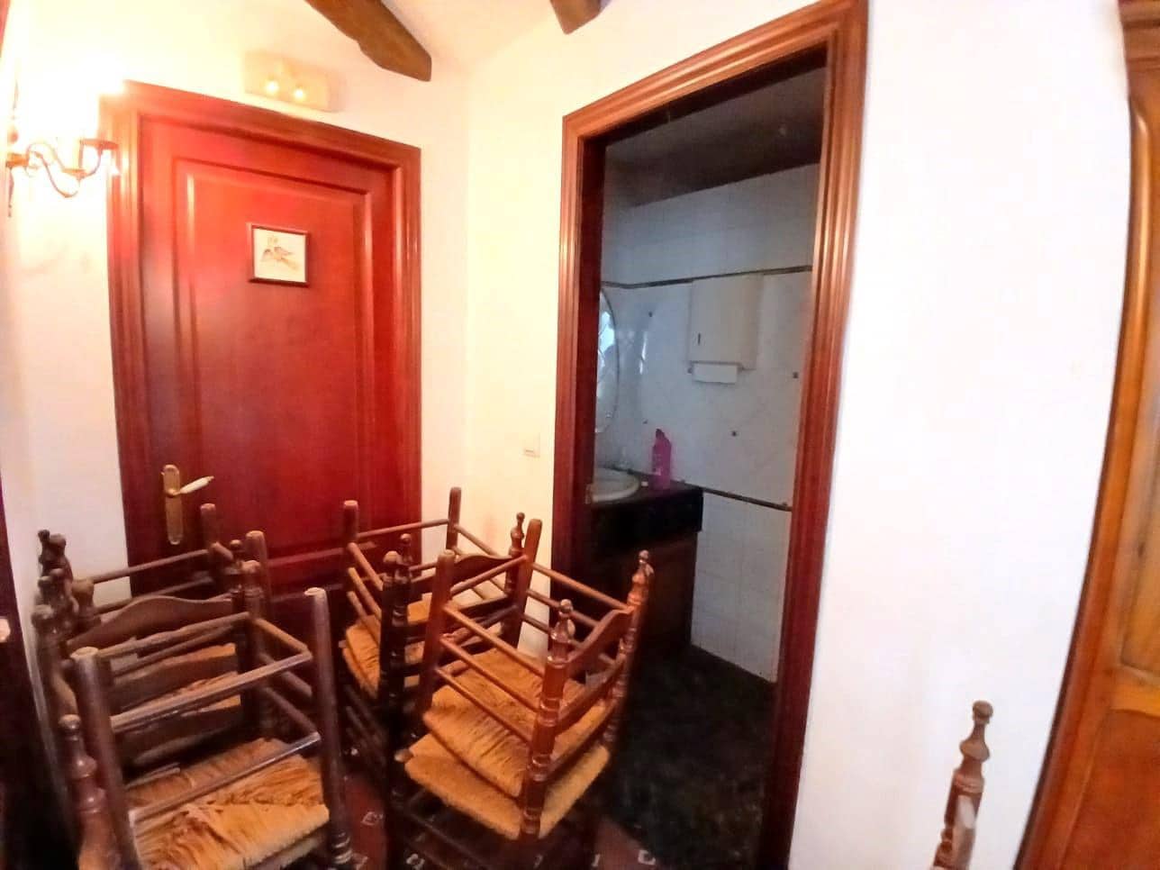 Commercieel te huur in Carcaixent - € 1.200 (Ref: 9861851)