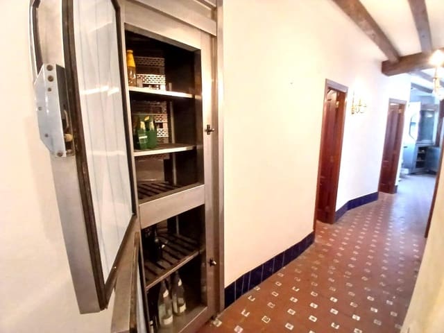 Commercieel te huur in Carcaixent - € 1.200 (Ref: 9861851)