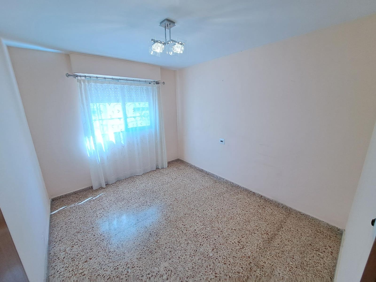 4 sovrum Lägenhet till salu i Alzira - 190 000 € (Ref: 9873480)