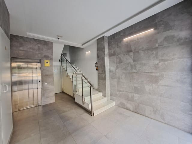 4 sypialnia Mieszkanie na sprzedaż w Alzira - 190 000 € (Ref: 9873480)
