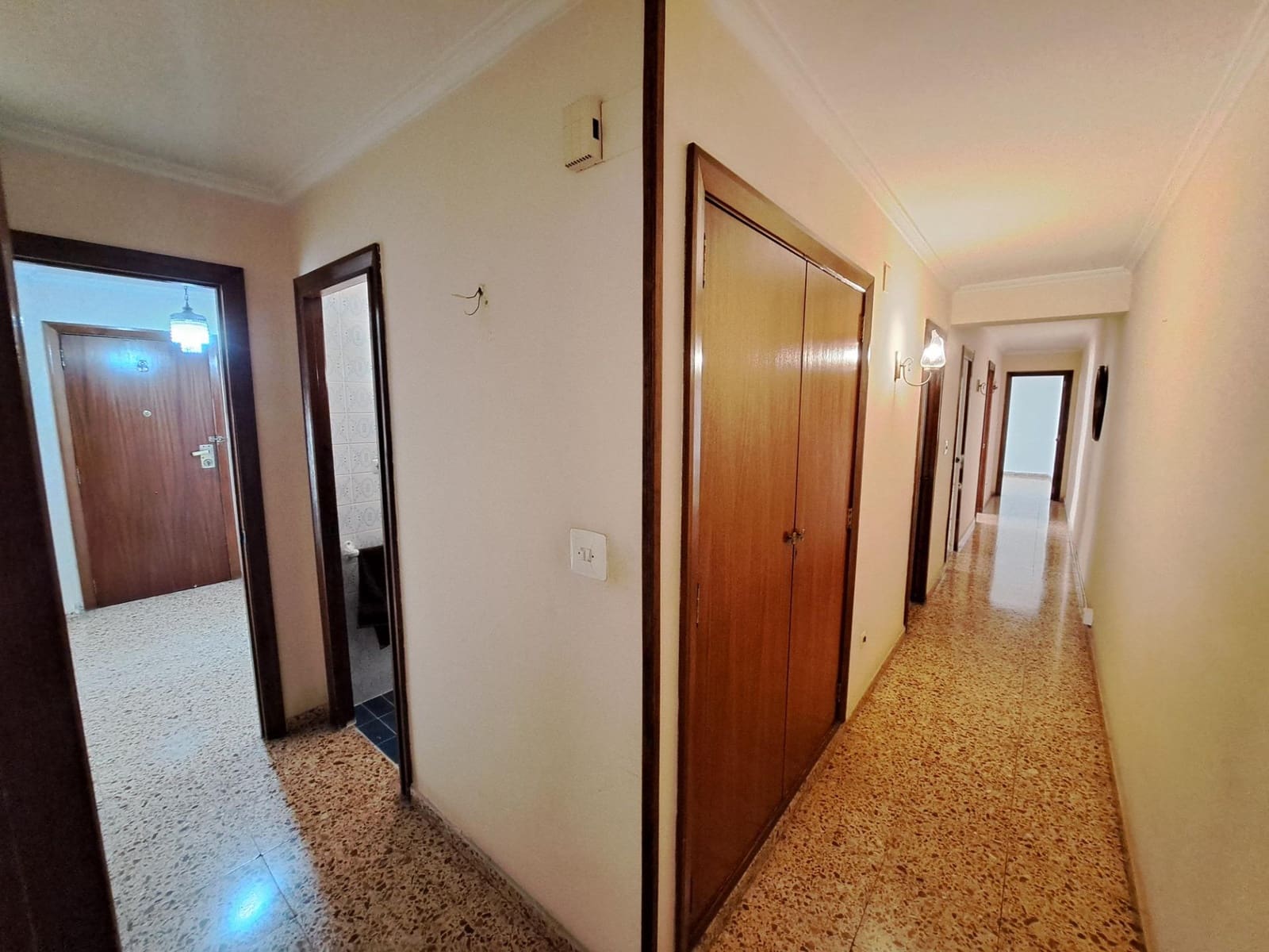 4 sovrum Lägenhet till salu i Alzira - 190 000 € (Ref: 9873480)