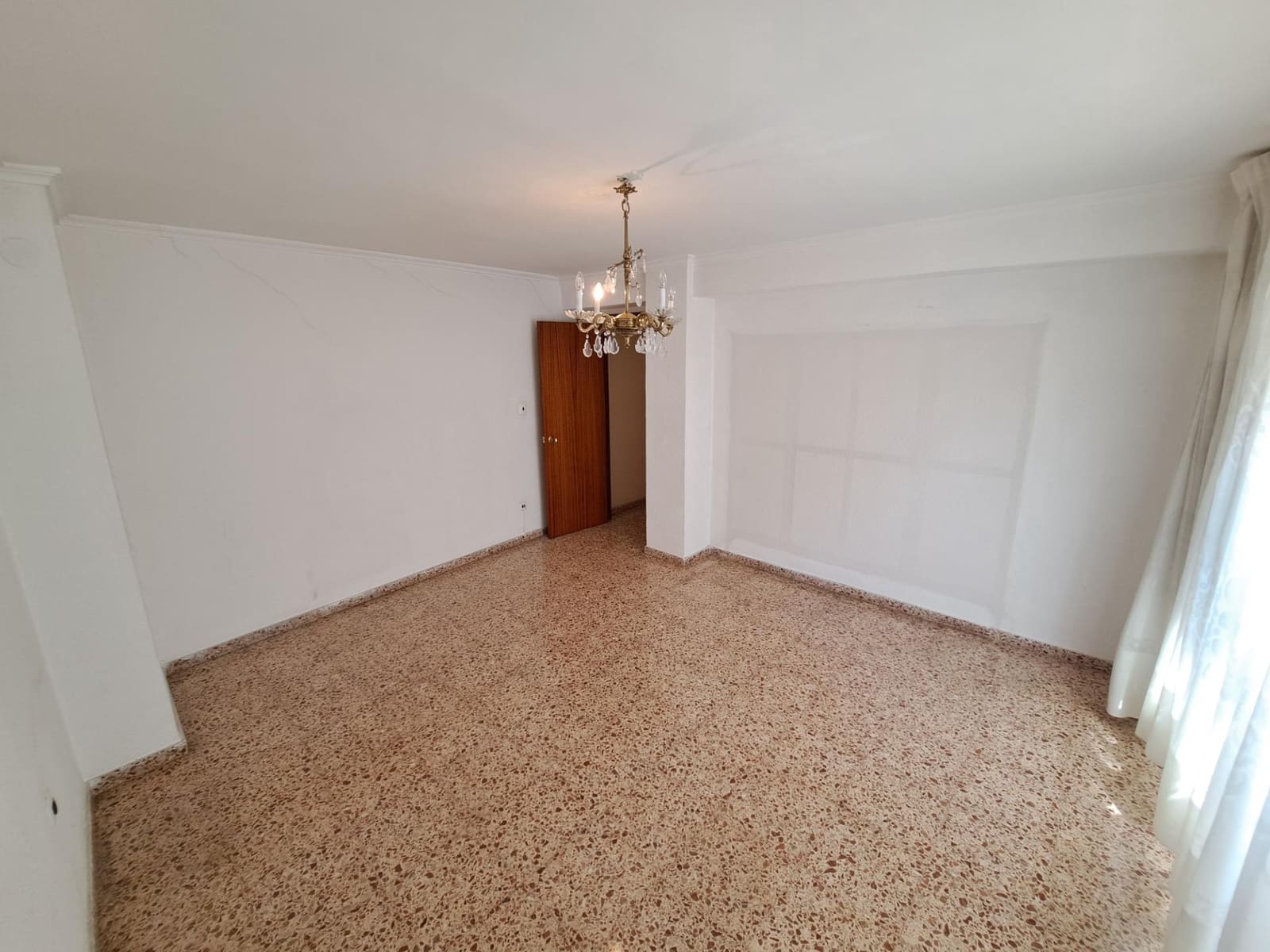4 sovrum Lägenhet till salu i Alzira - 190 000 € (Ref: 9873480)