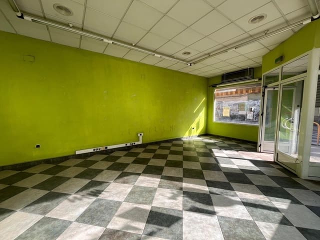 Kaupallinen vuokrattavana paikassa Carcaixent - 400 € (Ref: 9873481)