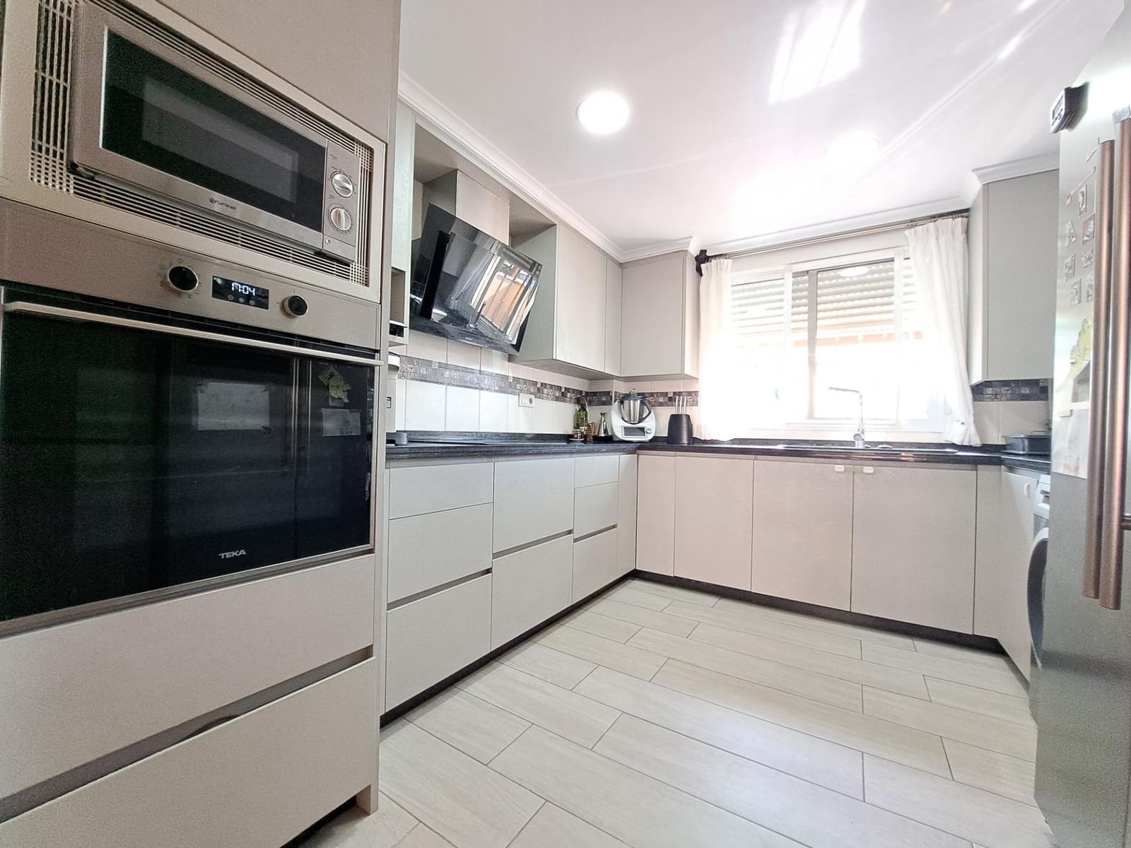 3 sovrum Radhus till salu i Alzira - 300 000 € (Ref: 9878772)