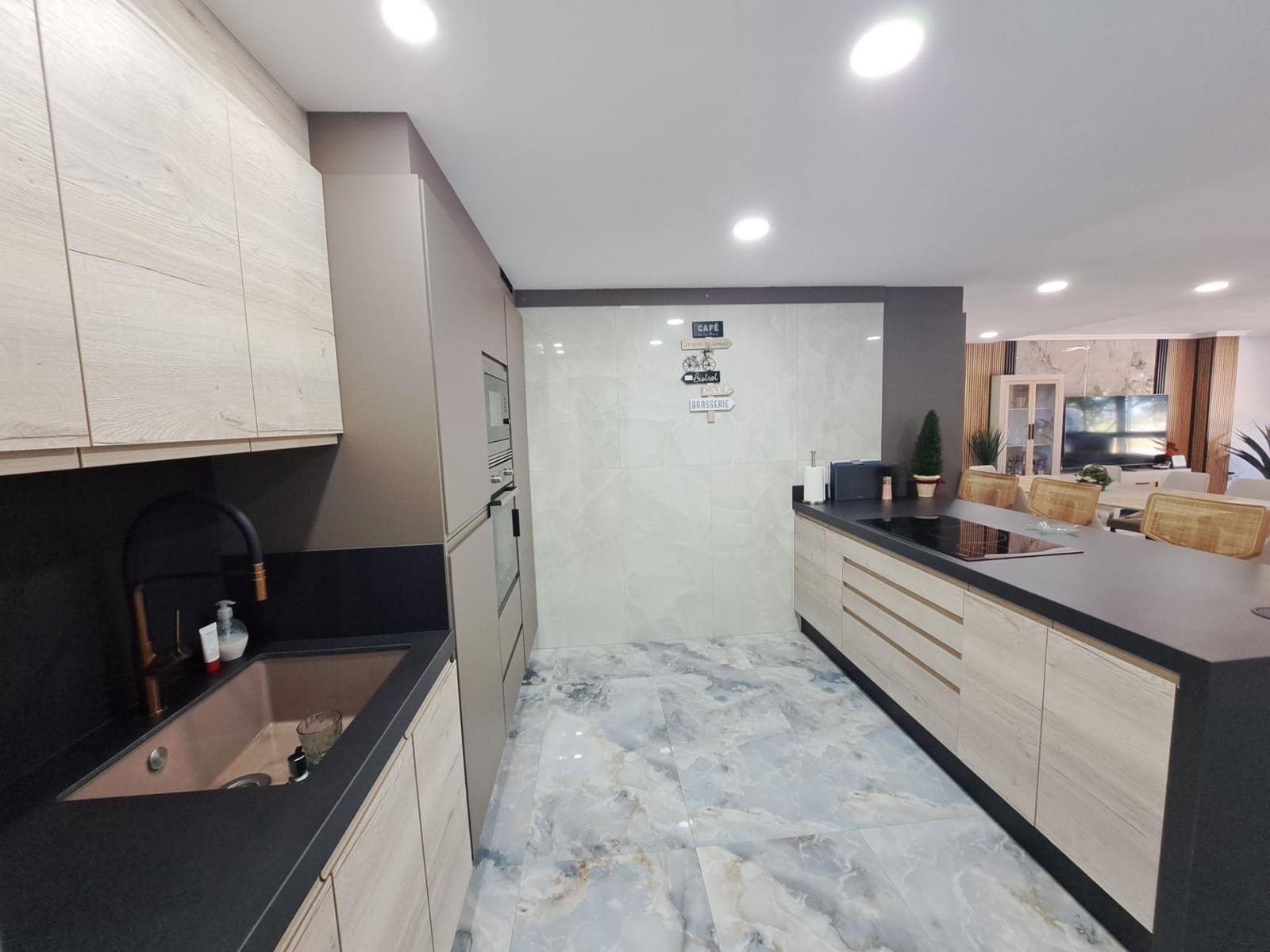 4 sypialnia Mieszkanie na sprzedaż w Alzira - 285 000 € (Ref: 9881911)
