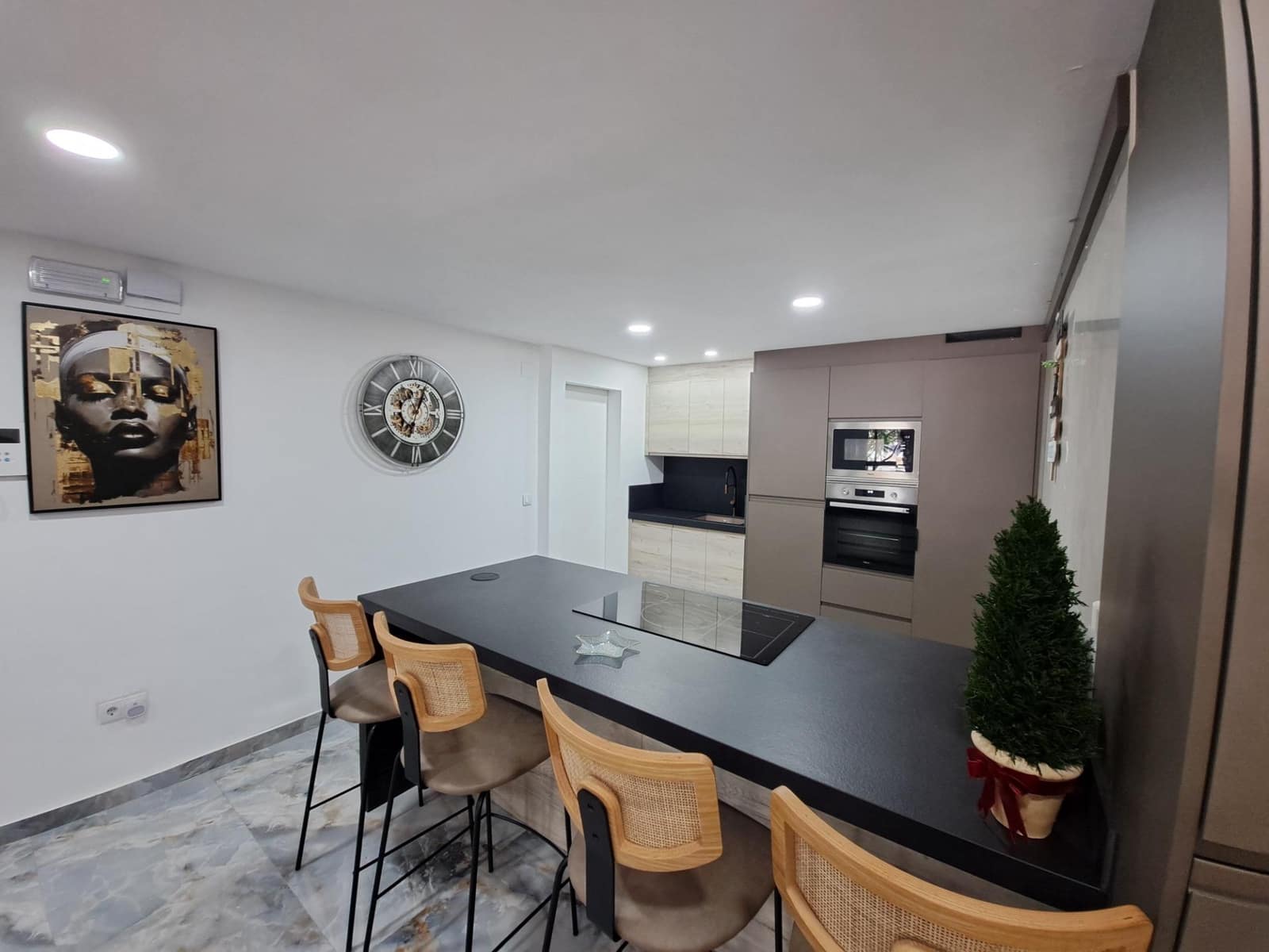 4 sypialnia Mieszkanie na sprzedaż w Alzira - 285 000 € (Ref: 9881911)