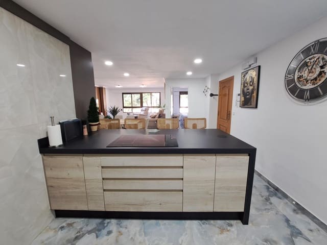 4 sypialnia Mieszkanie na sprzedaż w Alzira - 285 000 € (Ref: 9881911)