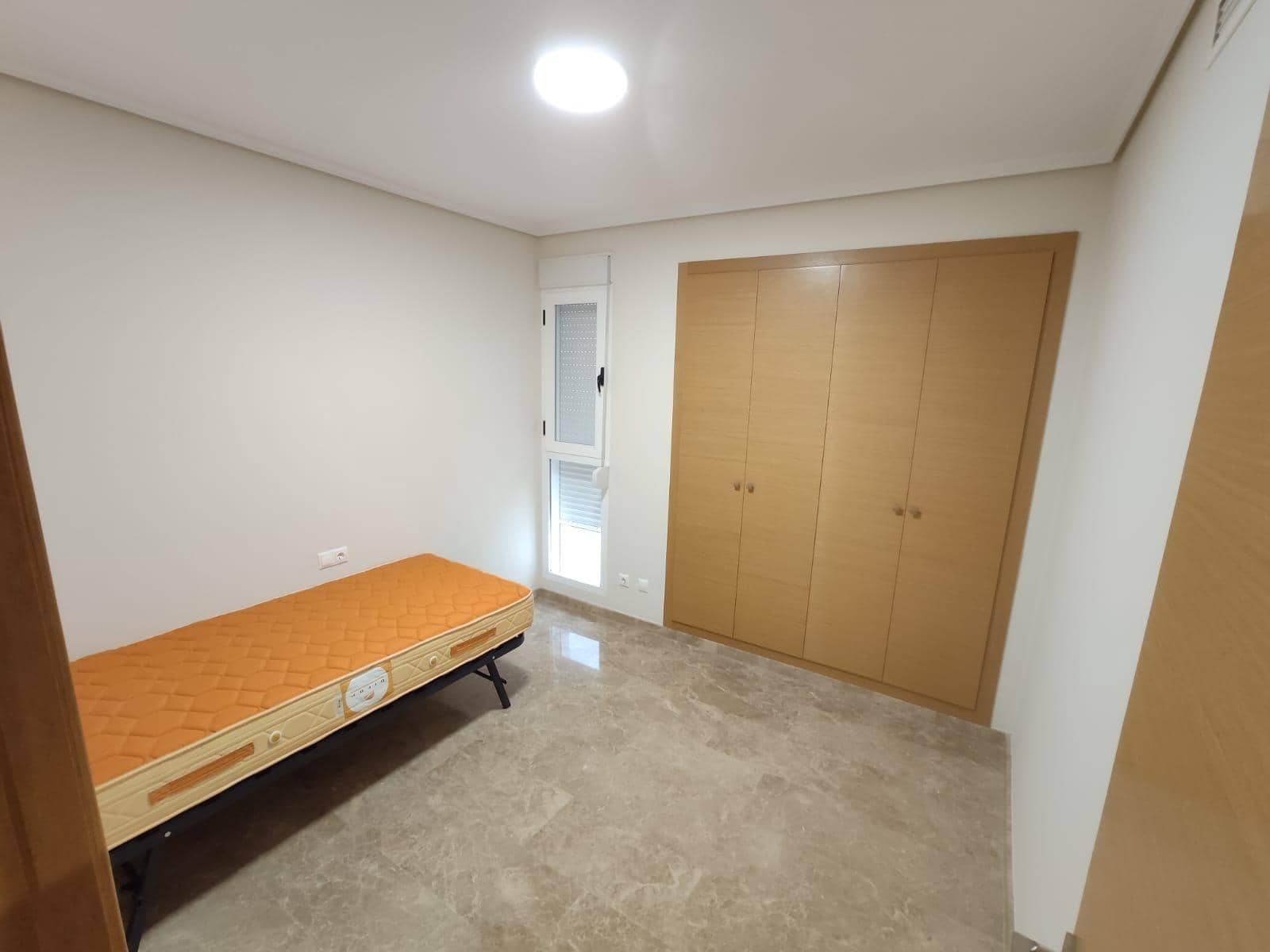 3 slaapkamer Flat te koop in Carlet - € 182.000 (Ref: 9890354)