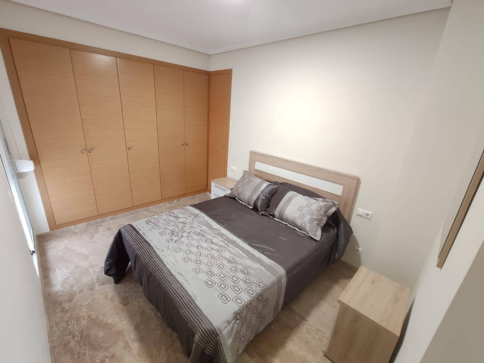 3 slaapkamer Flat te koop in Carlet - € 182.000 (Ref: 9890354)