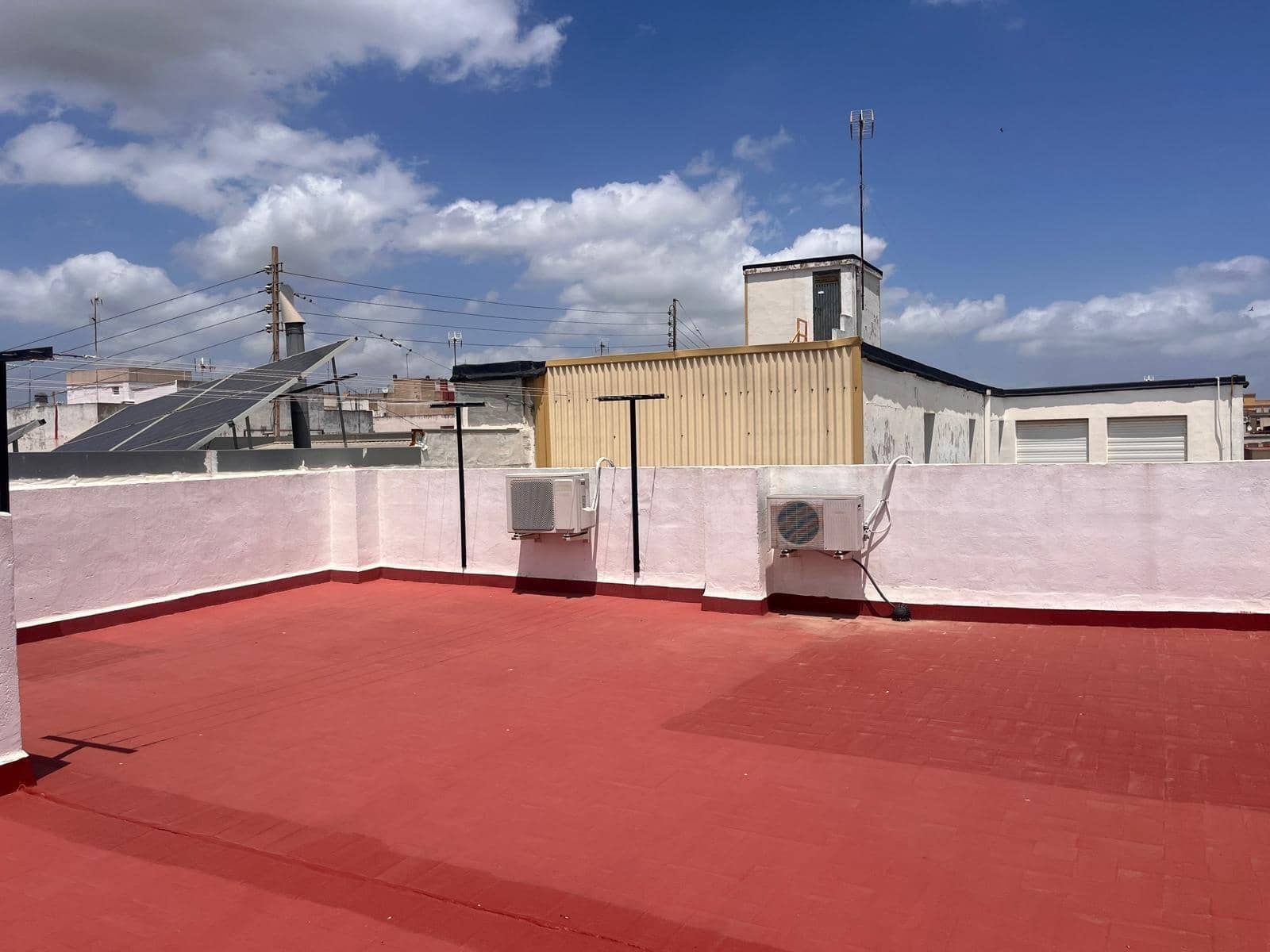4 bedroom Flat for sale in Carcaixent - € 180,000 (Ref: 9896305)