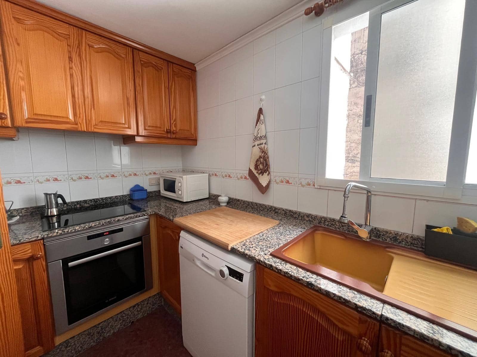 4 bedroom Flat for sale in Carcaixent - € 180,000 (Ref: 9896305)