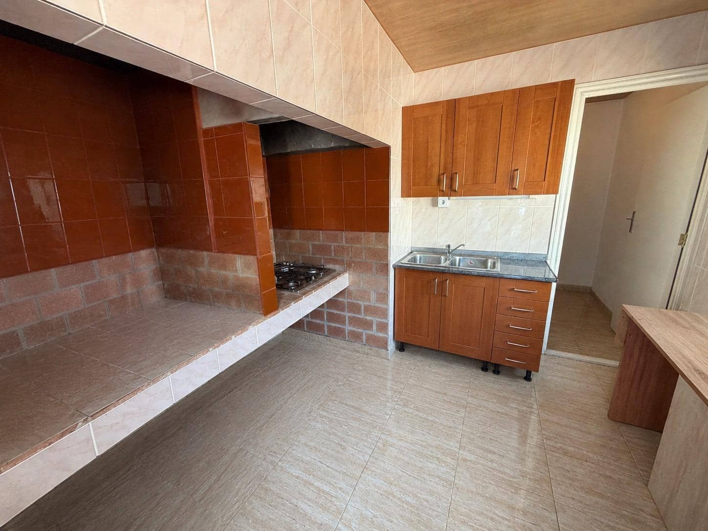 5 chambre Villa/Maison à vendre à Carcaixent avec garage - 130 000 € (Ref: 9900338)