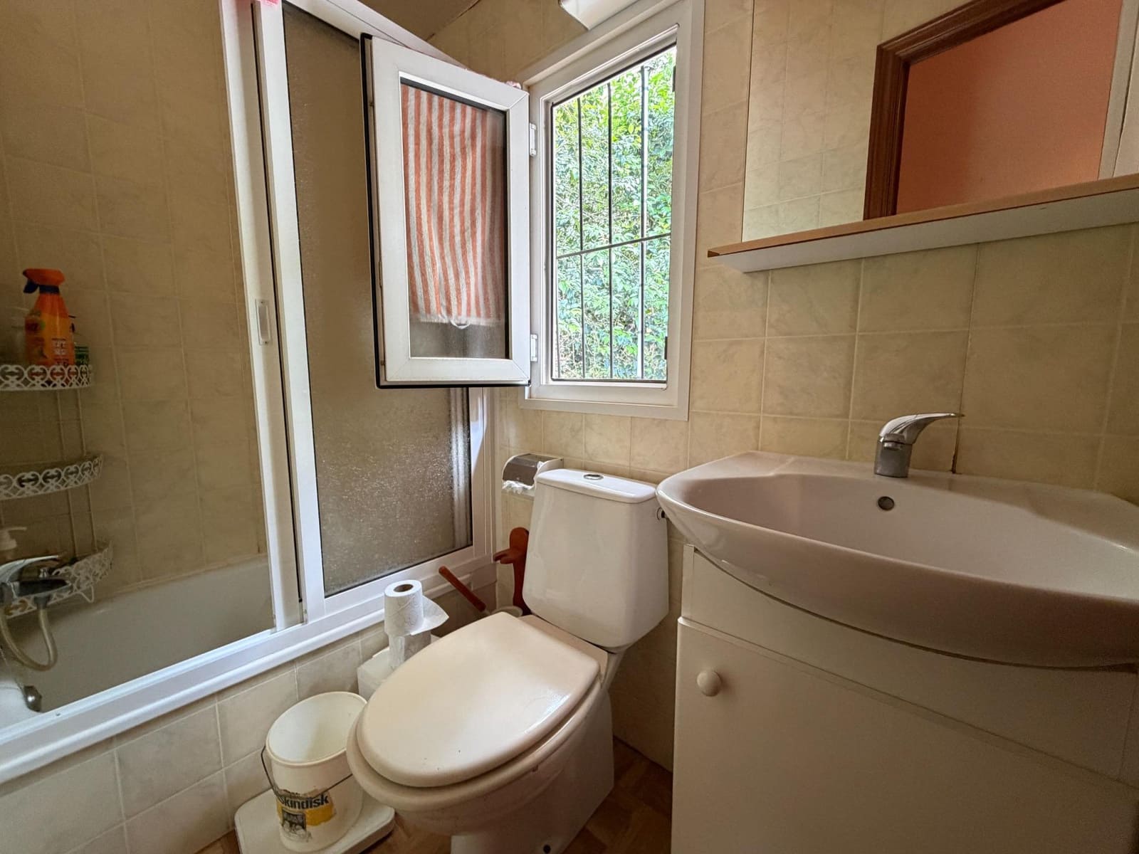 5 chambre Villa/Maison à vendre à Carcaixent avec garage - 130 000 € (Ref: 9900338)