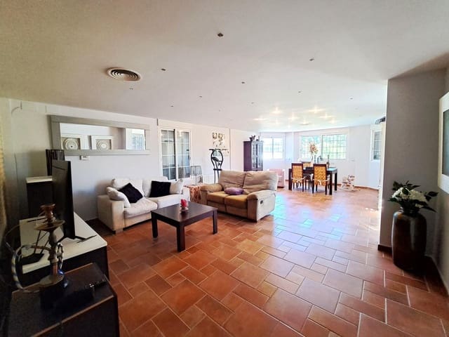 3 bedroom Finca/Country House for sale in Benicull with pool - € 295,000 (Ref: 9911018)