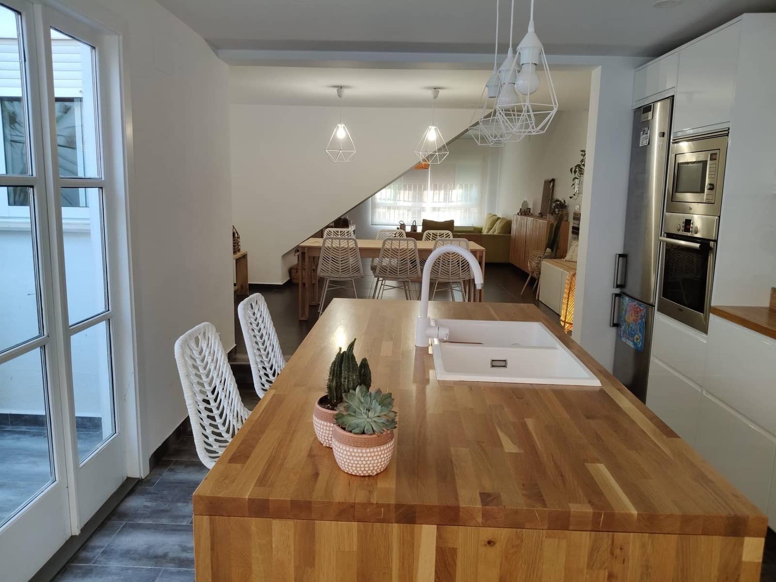 3 makuuhuone Rivitalo myytävänä paikassa Benimuslem - 221 000 € (Ref: 9922276)