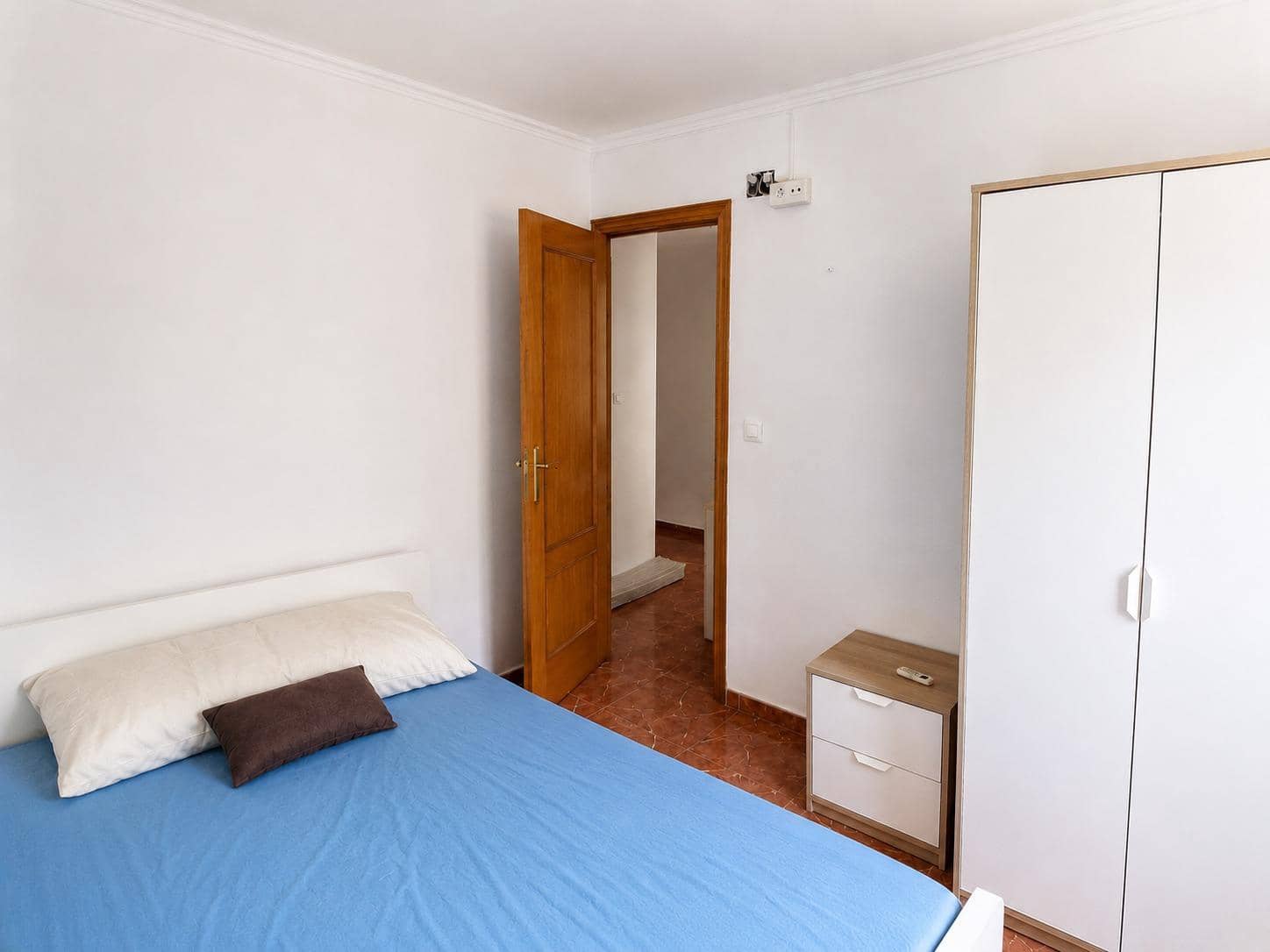 2 bedroom Flat for sale in Carcaixent - € 80,000 (Ref: 9927381)