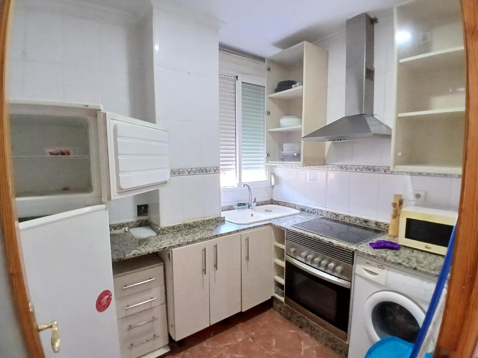 2 bedroom Flat for sale in Carcaixent - € 80,000 (Ref: 9927381)