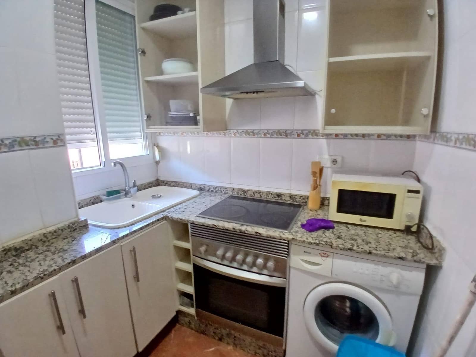 2 bedroom Flat for sale in Carcaixent - € 80,000 (Ref: 9927381)