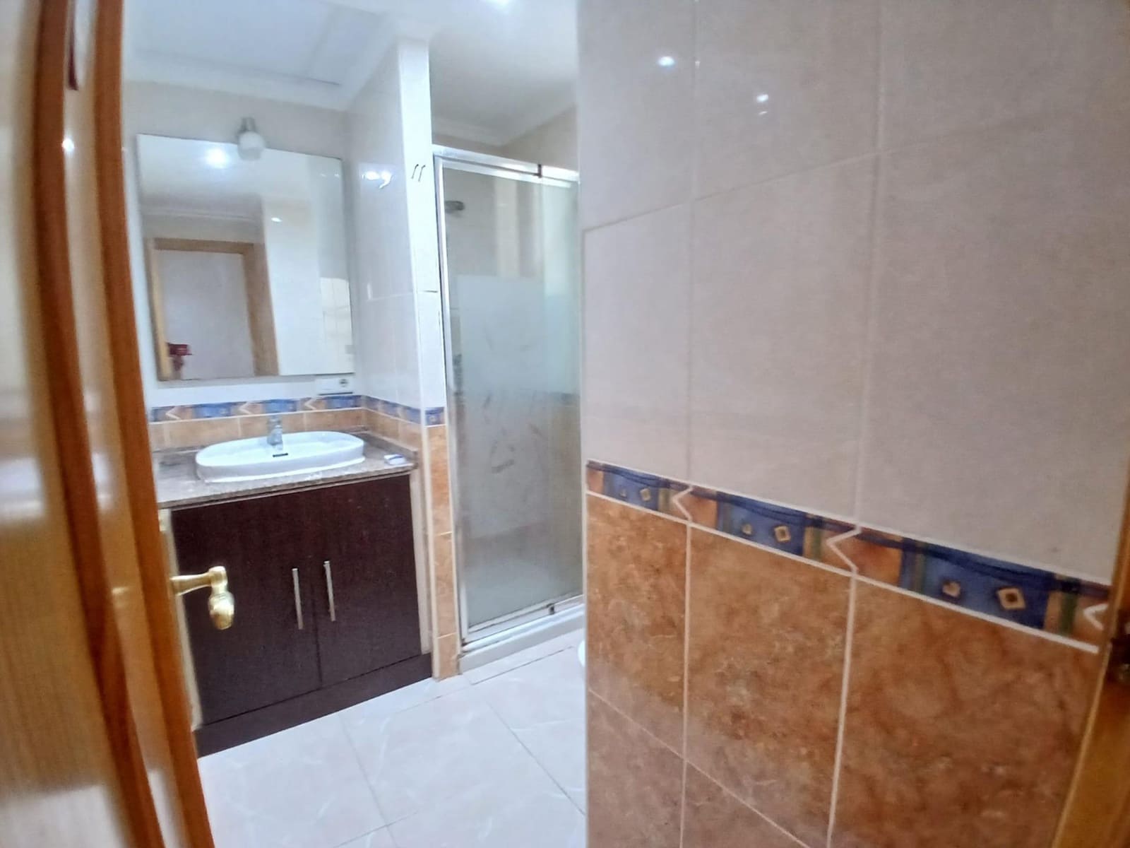 2 bedroom Flat for sale in Carcaixent - € 80,000 (Ref: 9927381)