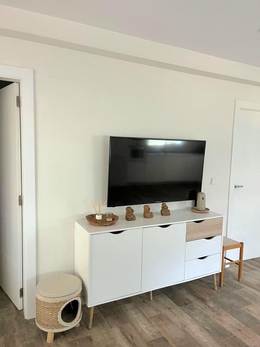 3 Zimmer Villa zu verkaufen in Llombai mit Pool - 240.000 € (Ref: 9927382)