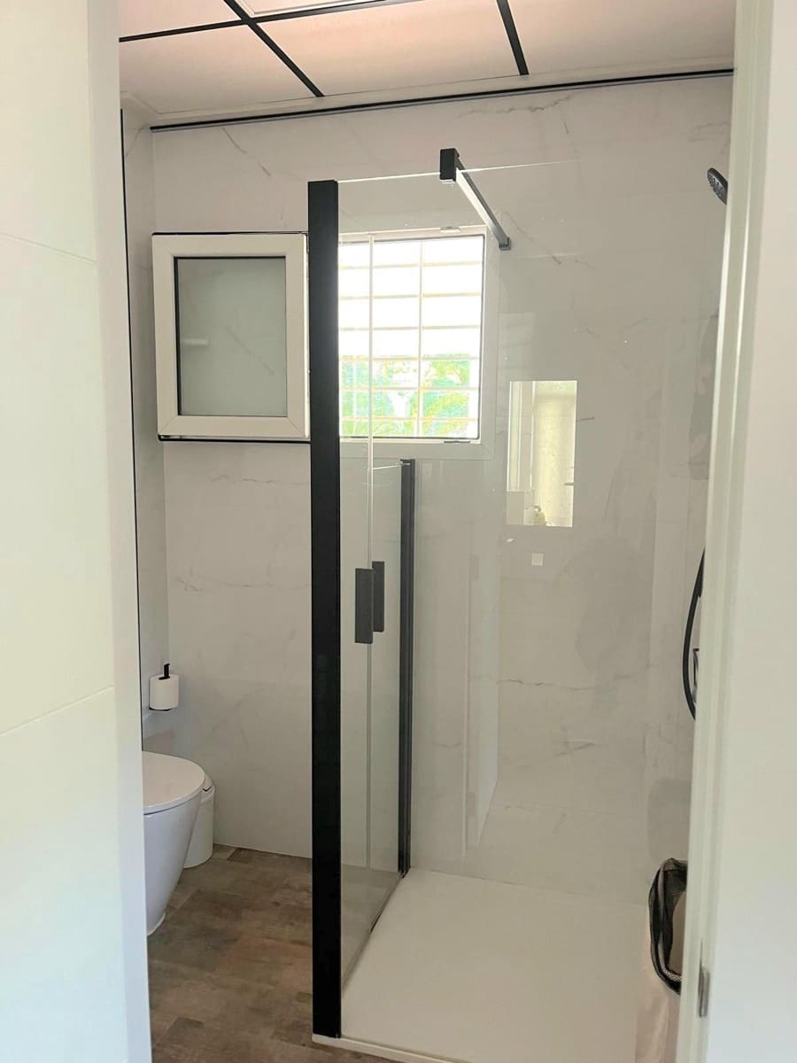 3 Zimmer Villa zu verkaufen in Llombai mit Pool - 240.000 € (Ref: 9927382)