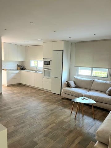 3 soveværelse Villa til salg i Llombai med swimmingpool - € 240.000 (Ref: 9927382)