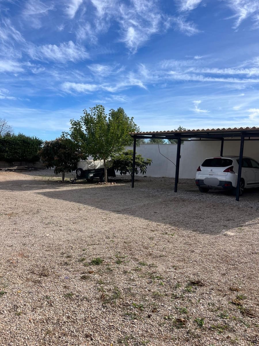 3 Zimmer Villa zu verkaufen in Llombai mit Pool - 240.000 € (Ref: 9927382)