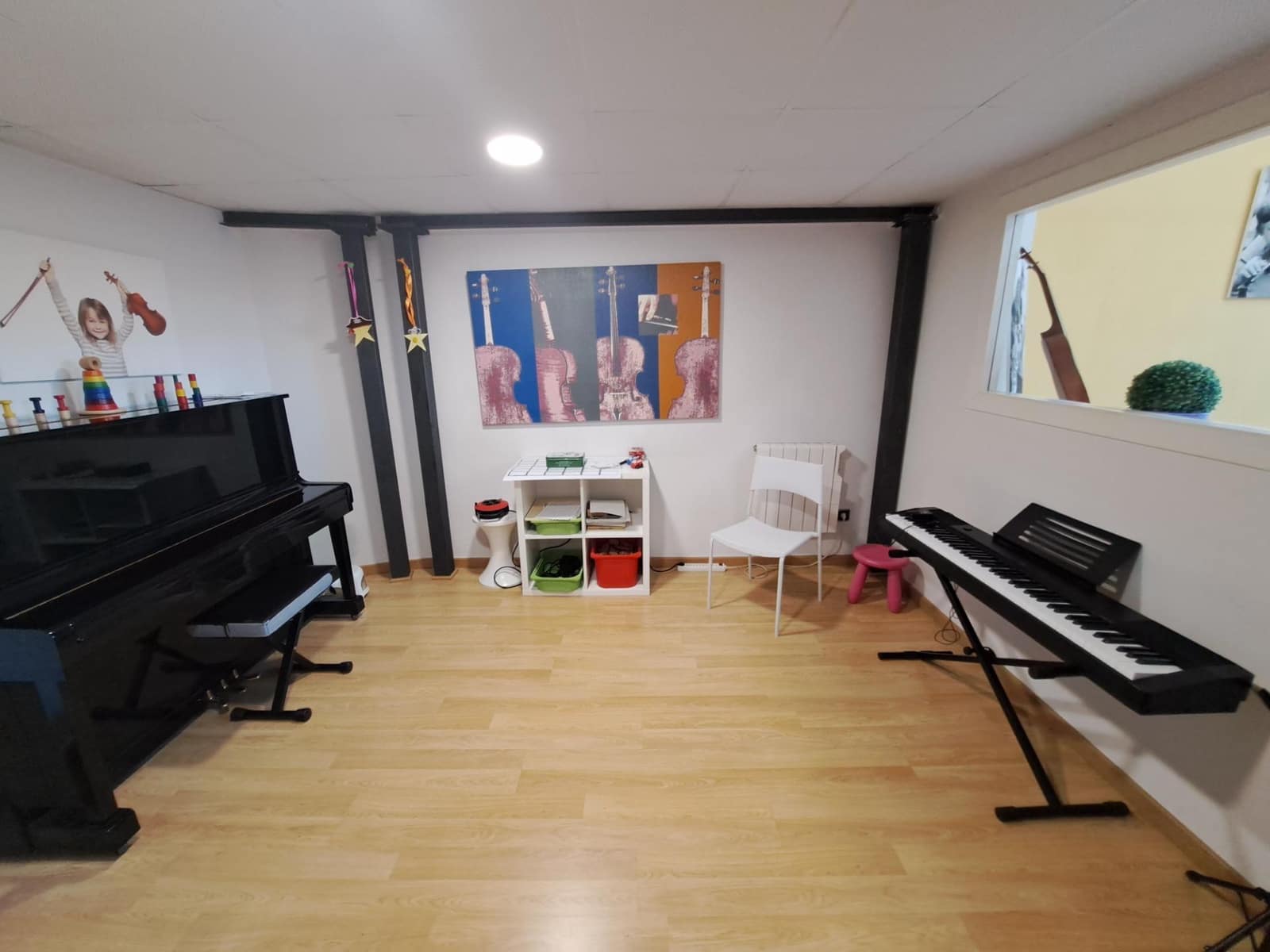 Comercial para arrendar em Alzira - 850 € (Ref: 9929360)