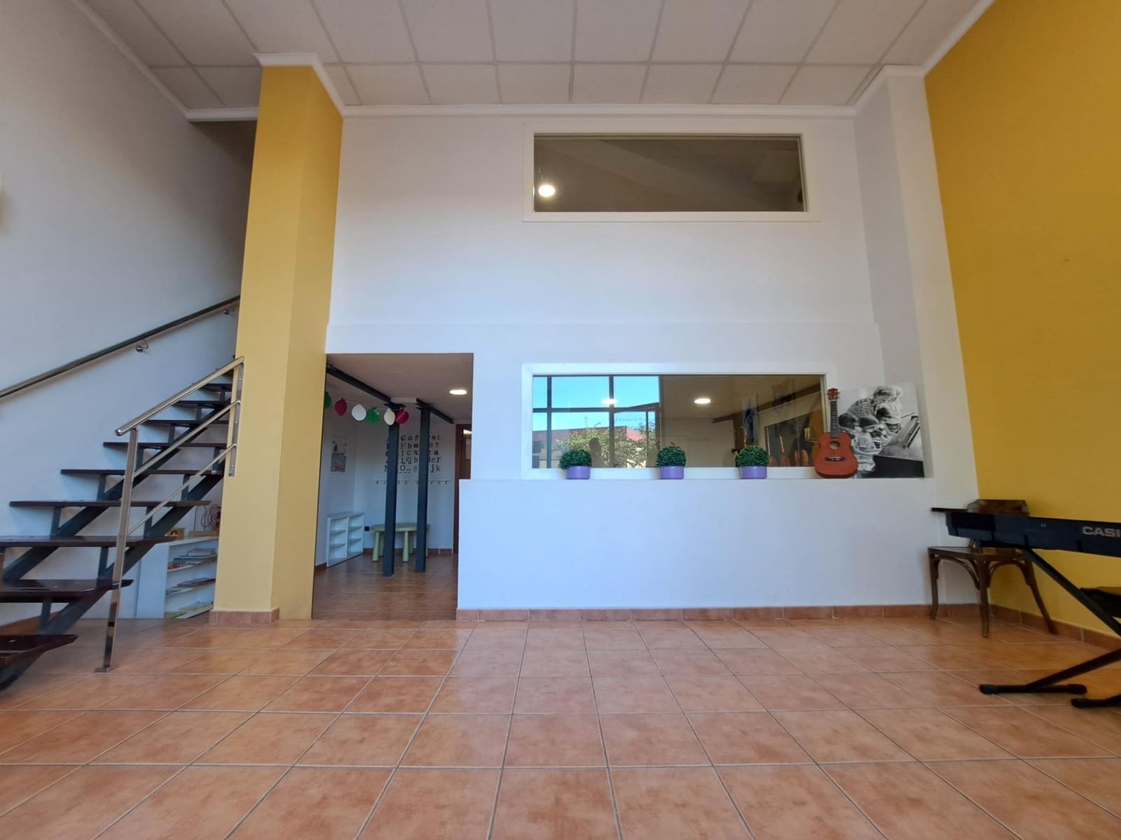 Comercial para arrendar em Alzira - 850 € (Ref: 9929360)