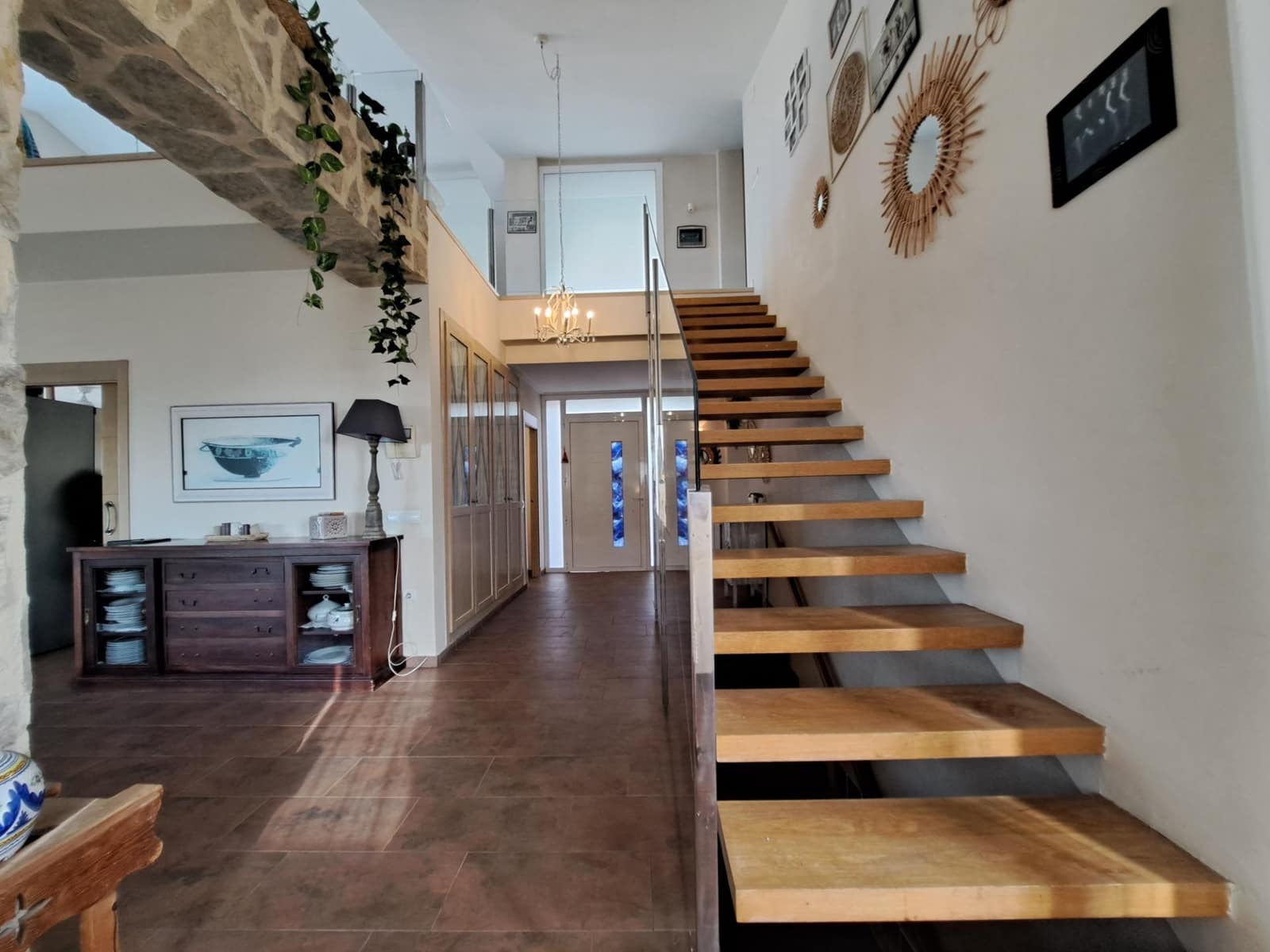5 bedroom Villa for sale in Alzira with pool garage - € 585,000 (Ref: 9929361)