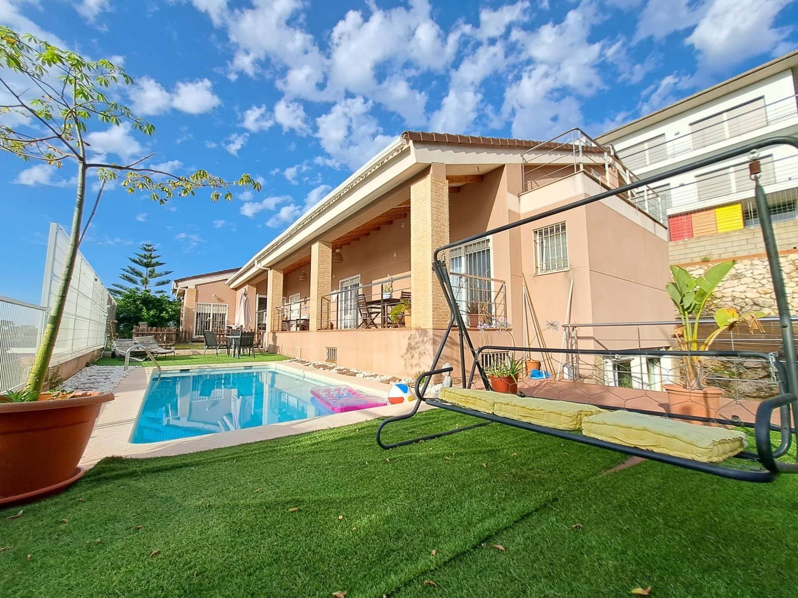 5 bedroom Villa for sale in Alzira with pool garage - € 585,000 (Ref: 9929361)