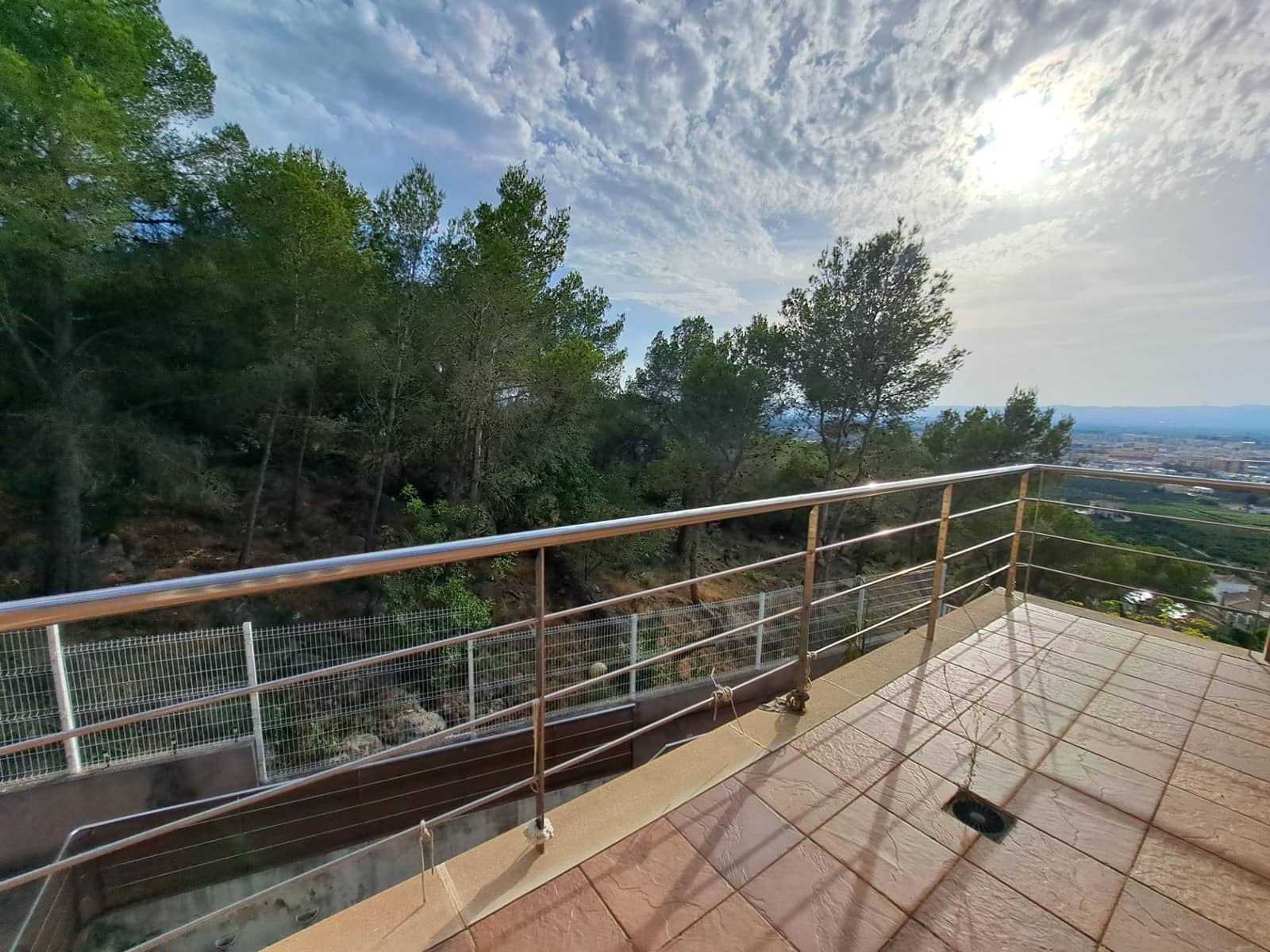 5 bedroom Villa for sale in Alzira with pool garage - € 585,000 (Ref: 9929361)