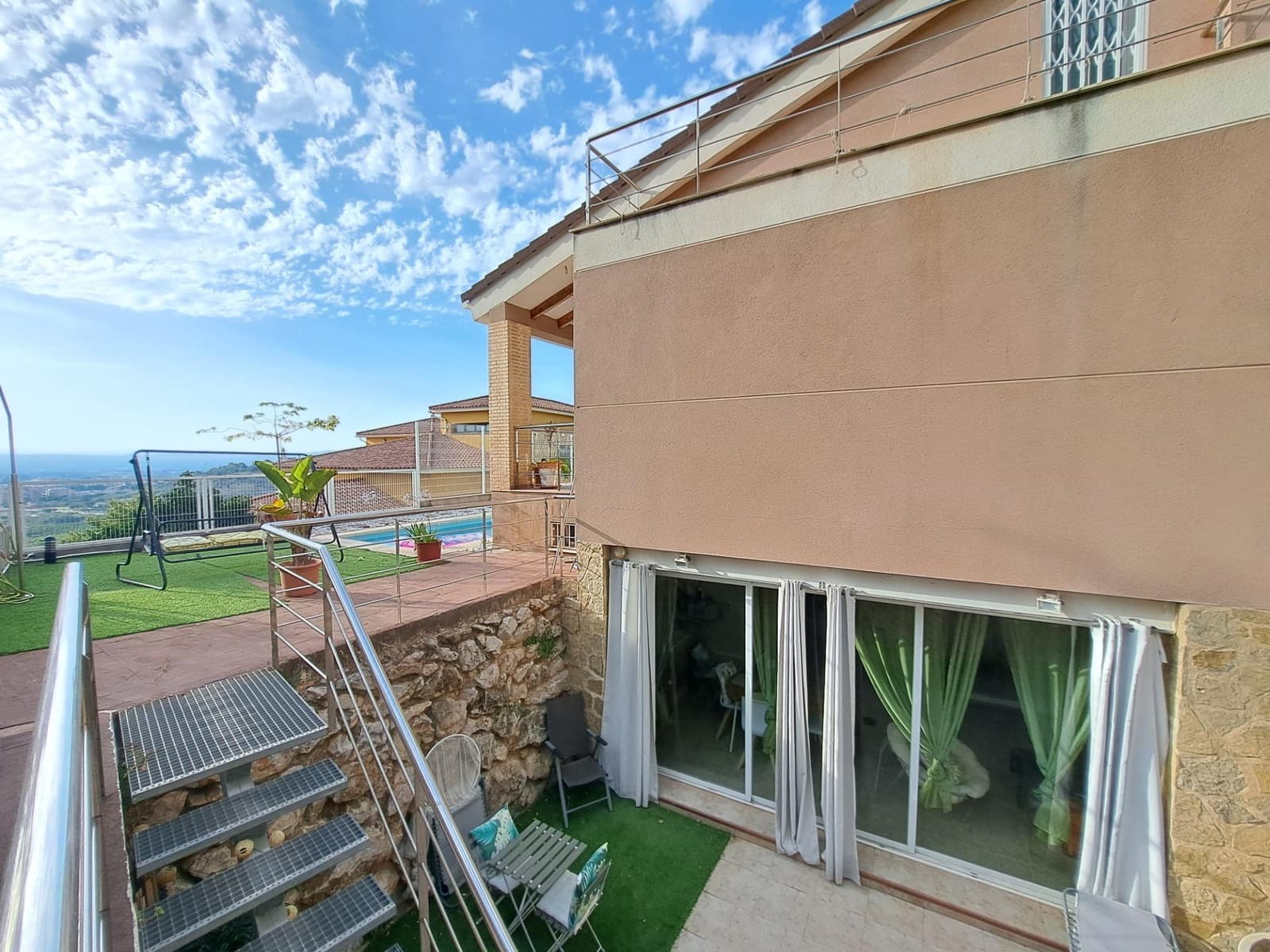 5 bedroom Villa for sale in Alzira with pool garage - € 585,000 (Ref: 9929361)