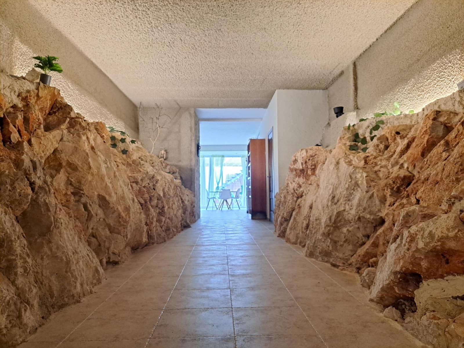 5 bedroom Villa for sale in Alzira with pool garage - € 585,000 (Ref: 9929361)