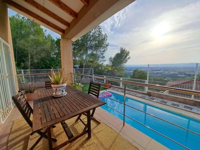 5 bedroom Villa for sale in Alzira with pool garage - € 585,000 (Ref: 9929361)