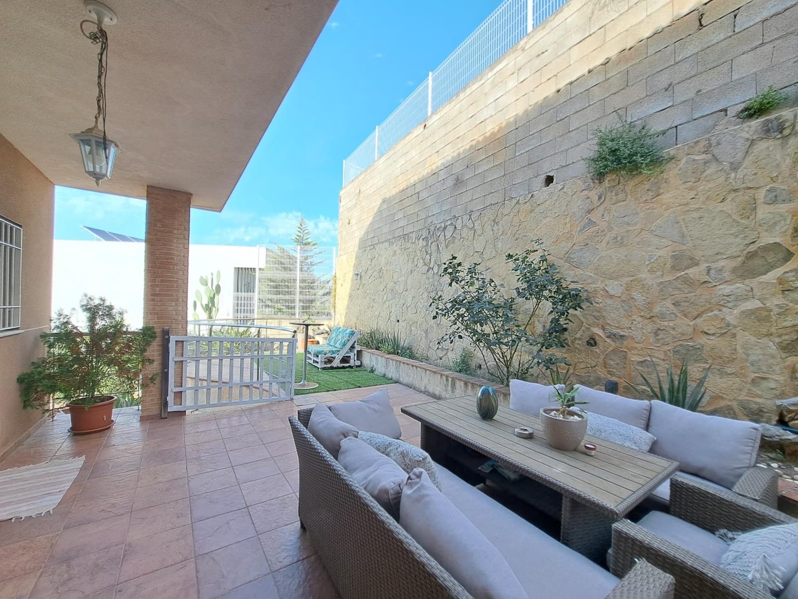 5 sovrum Villa till salu i Alzira med pool garage - 585 000 € (Ref: 9929361)