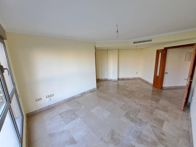 2 slaapkamer Flat te koop in Alzira - € 190.000 (Ref: 9947893)