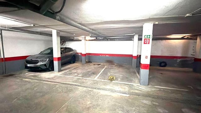 Garage til salg i Carcaixent - € 16.000 (Ref: 9947894)